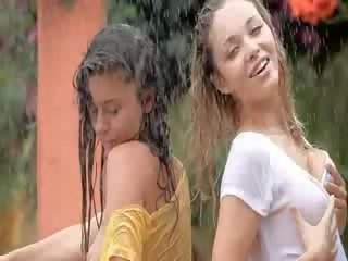 Aranyos lányok -ban a eső